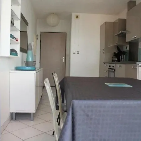 Porte Oceane 9